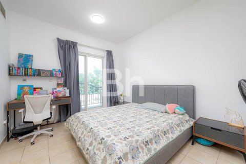 Villa en Dubai Sports City, Dubai, 5 dormitorios, 446 m², № 24324 - foto 8