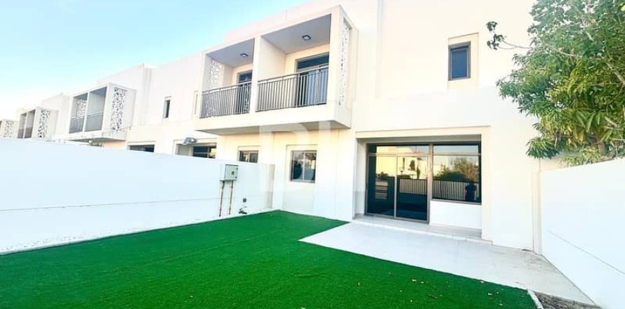 تاون هاوس في Town Square, دبي 3 غرف نوم, 208 م² رقم 24302