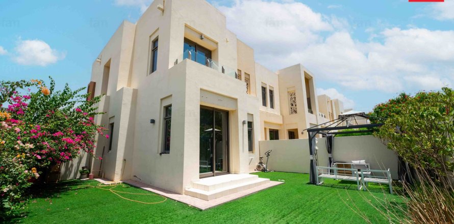 Adosado en Reem, Dubai, 3 dormitorios, 271.8 m², № 18706
