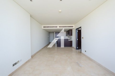Квартира в Дубае, 1 спальня, 74.7м², № 70949