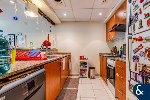 Купить квартиру в Al Arta, Greens, Дубай: 2 спальни, 138м², № 74479 - фото 8