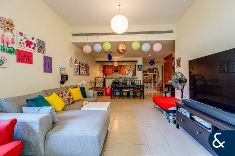 Купить квартиру в Al Arta, Greens, Дубай: 2 спальни, 138м², № 74479 - фото 4