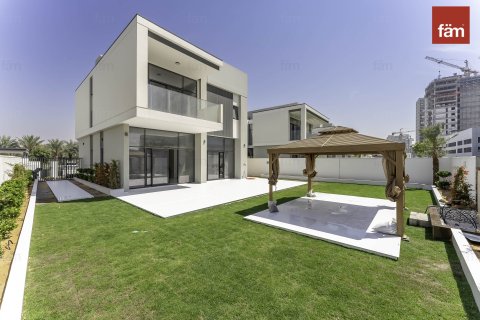 Villa à Al Furjan, Dubai, 4 chambres, 563.2 m², № 47489 - photo 1