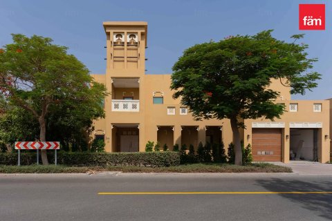 Villa à Al Furjan, Dubai, 5 chambres, 600 m², № 47491 - photo 1