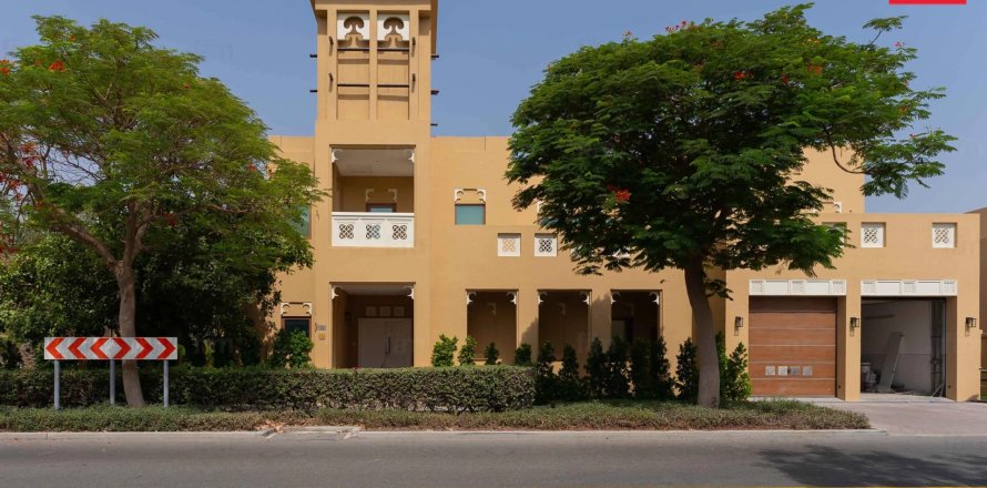 Villa en Al Furjan, Dubai, 5 dormitorios, 600 m², № 47491
