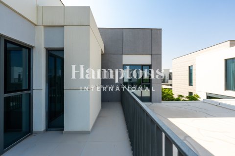 Townhouse in Arabian Ranches 3, Dubai 4 bedrooms, 240.99038200 sq.m. № 123880 - photo 17