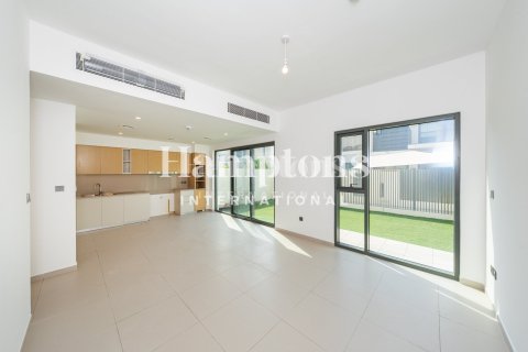Townhouse in Arabian Ranches 3, Dubai 4 bedrooms, 240.99038200 sq.m. № 123880 - photo 14