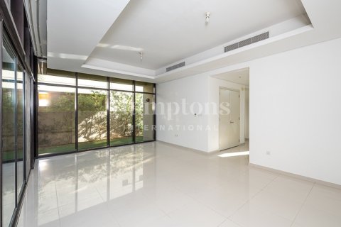 Снять в аренду таунхаус в Trinity, DAMAC Hills (Akoya by DAMAC), Дубай: 3 спальни, 253.06777200м², № 123882 - фото 28