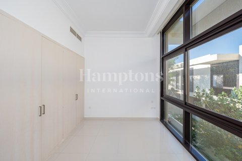 Снять в аренду таунхаус в Trinity, DAMAC Hills (Akoya by DAMAC), Дубай: 3 спальни, 253.06777200м², № 123882 - фото 3