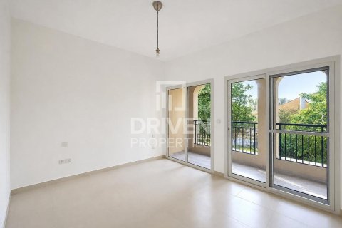 Villa en Bella Casa, Serena, Dubai, 3 dormitorios, 282.52 m², № 143201 - foto 10