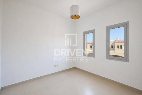 Villa en Bella Casa, Serena, Dubai, 3 dormitorios, 282.52 m², № 143201 - foto 22
