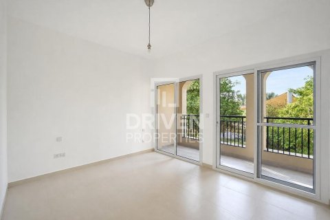 Villa en Bella Casa, Serena, Dubai, 3 dormitorios, 282.52 m², № 143201 - foto 9
