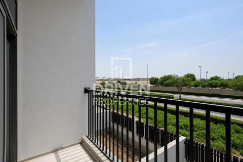 Villa in Liwan, Dubai Land, Dubai 5 bedrooms, 184.13 sq.m. № 143207 - photo 27
