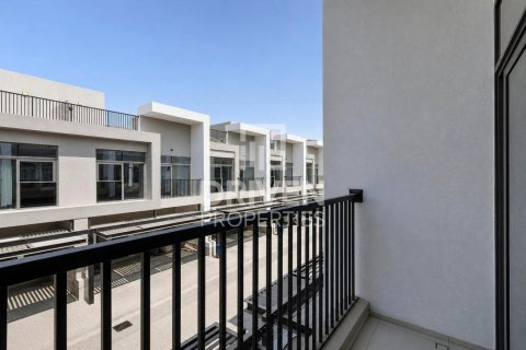 Villa in Liwan, Dubai Land, Dubai 5 bedrooms, 184.13 sq.m. № 143207 - photo 29