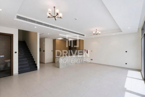 Villa in Liwan, Dubai Land, Dubai 5 bedrooms, 184.13 sq.m. № 143207 - photo 2