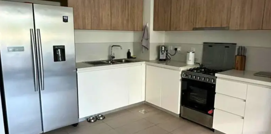Appartement à Dubai, 2 chambres, 124 m², № 5971