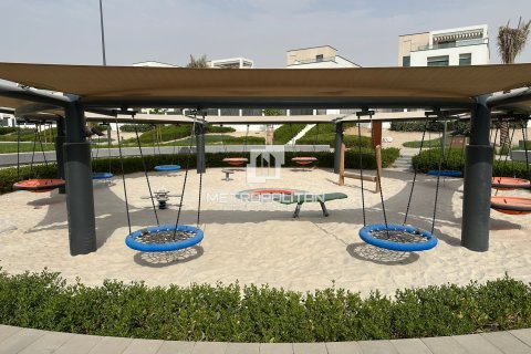 Villa in Arabian Ranches 3, Dubai 4 bedrooms, 450 sq.m. № 74238 - photo 26