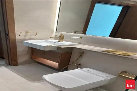 Снять в аренду квартиру в Дубае: 2 спальни, 116.5м², № 84717 - фото 8