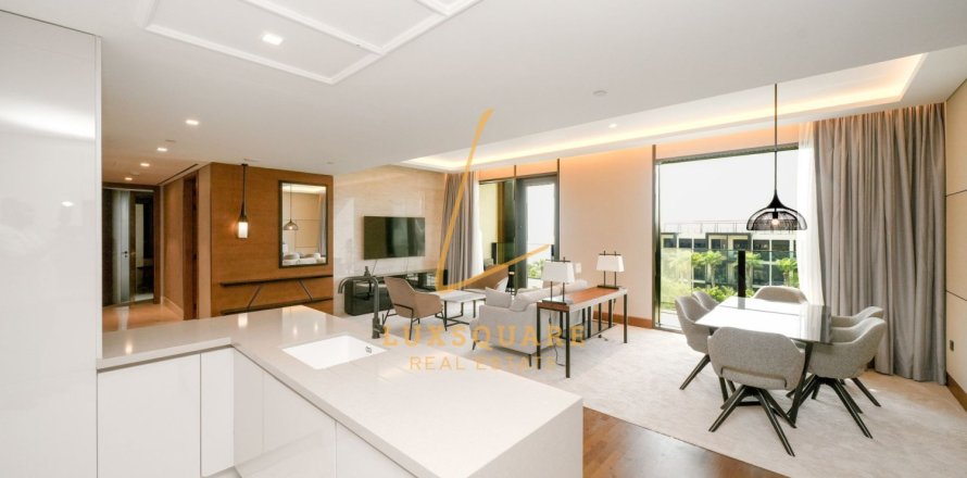 Apartamento en Dubai, 3 dormitorios, 153 m², № 121155