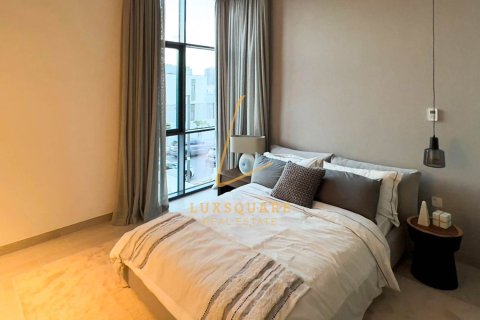 Villa in Murooj Al Furjan, Al Furjan, Dubai 4 bedrooms, 336 sq.m. № 121158 - photo 8