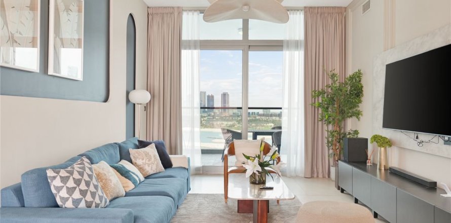 Квартира в Пальме Джумейре, Дубай, 1 спальня, 106.2м², № 97523