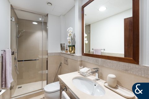 Apartment in BURJ VISTA in Downtown Dubai (Downtown Burj Dubai), Dubai 2 bedrooms, 138 sq.m. № 99048 - photo 10