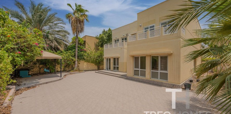 فيلا في Meadows, دبي 5 غرف نوم , 570 م² رقم 13508
