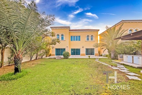 Villa in Legacy, Jumeirah Park, Dubai 4 bedrooms, 314 sq.m. № 13510 - photo 2