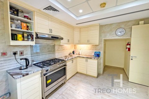 Villa in Legacy, Jumeirah Park, Dubai 4 bedrooms, 314 sq.m. № 13510 - photo 11