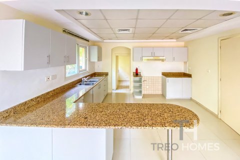 Villa à Meadows, Dubai, 4 chambres, 381 m², № 13516 - photo 5
