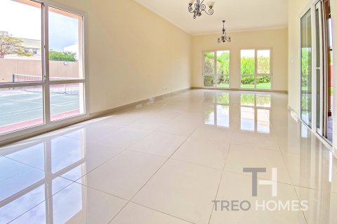 Villa à Meadows, Dubai, 4 chambres, 381 m², № 13516 - photo 3