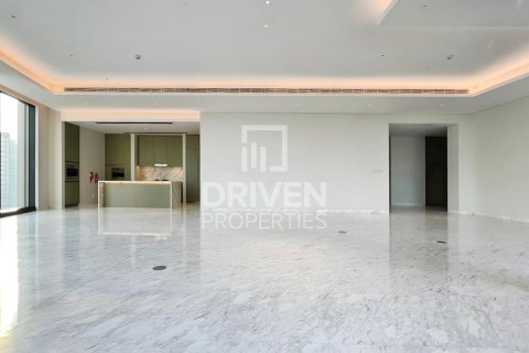 Apartment in Opera District, Downtown Dubai (Downtown Burj Dubai), Dubai 4 bedrooms, 480.87 sq.m. № 136064 - photo 4