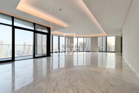 Apartment in Opera District, Downtown Dubai (Downtown Burj Dubai), Dubai 4 bedrooms, 480.87 sq.m. № 136064 - photo 2