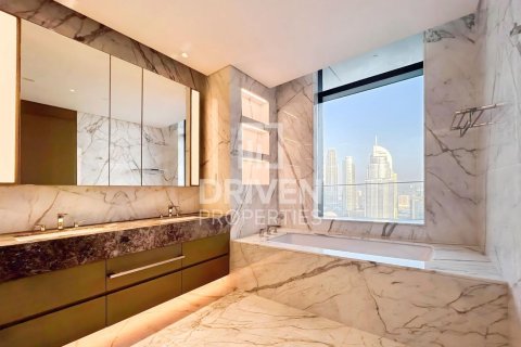 Apartment in Opera District, Downtown Dubai (Downtown Burj Dubai), Dubai 4 bedrooms, 480.87 sq.m. № 136064 - photo 7