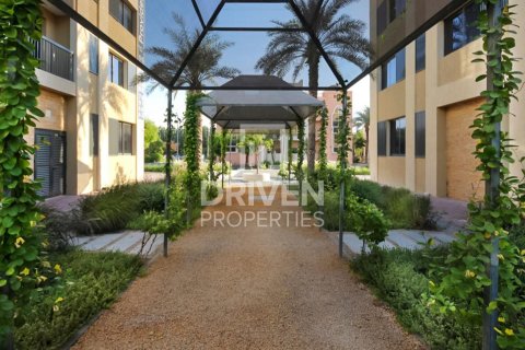 Bâtiment à Dubai Investment Park, Dubai, 7 chambres, 1584 m², № 20135 - photo 13
