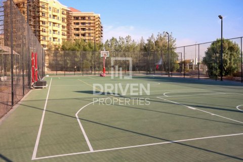 Bâtiment à Dubai Investment Park, Dubai, 7 chambres, 1584 m², № 20135 - photo 12