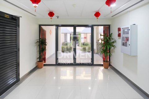 Bâtiment à Dubai Investment Park, Dubai, 7 chambres, 1584 m², № 20135 - photo 15