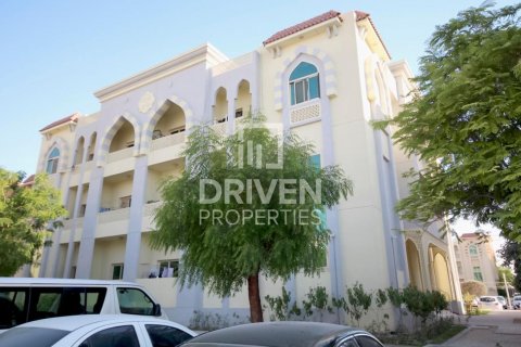 Bâtiment à Dubai Investment Park, Dubai, 7 chambres, 1584 m², № 20135 - photo 9