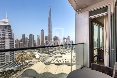 Купить квартиру в The Address Residence Fountain Views, Даунтаун Дубай (Даунтаун Бурдж Дубай), Дубай: 2 спальни, 124м², № 20136 - фото 3