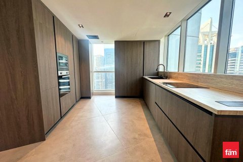 Appartement à Dubai, 2 chambres, 165.2 m², № 77884 - photo 9