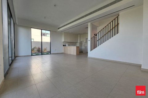 Снять в аренду таунхаус в Дубае: 3 спальни, 252м², № 77894 - фото 13