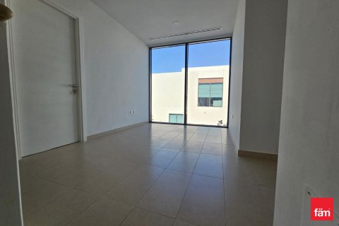 Снять в аренду таунхаус в Дубае: 3 спальни, 252м², № 77894 - фото 17