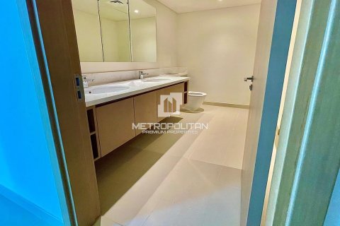Apartment in Harbour Views 1, Dubai Creek Harbour (The Lagoons), Dubai 3 bedrooms, 143 sq.m. № 15947 - photo 17