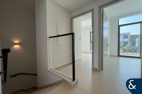 Купить таунхаус в Joy, Arabian Ranches 3, Дубай: 3 спальни, 180м², № 75785 - фото 4