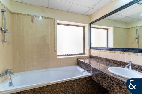 Купить квартиру в Bahar, Джумейра Бич Резиденс, Дубай: 2 спальни, 120м², № 75720 - фото 17