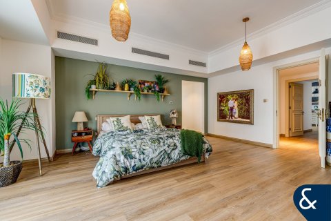 Купить квартиру в Golden Mile, Пальма Джумейра, Дубай: 3 спальни, 309м², № 75789 - фото 28