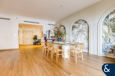 Купить квартиру в Golden Mile, Пальма Джумейра, Дубай: 3 спальни, 309м², № 75789 - фото 16