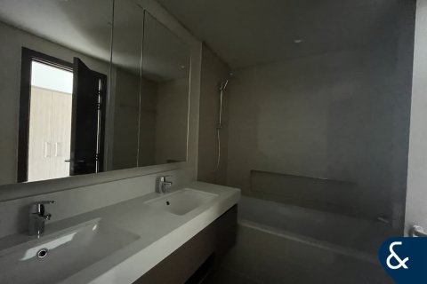 Apartment in Harbour Gate, Dubai Creek Harbour (The Lagoons), Dubai 2 bedrooms, 100 sq.m. № 75787 - photo 9