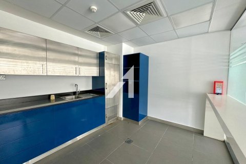 Снять в аренду офис в Дубай Инвестмент Парке, Дубай: 722м², № 94447 - фото 14