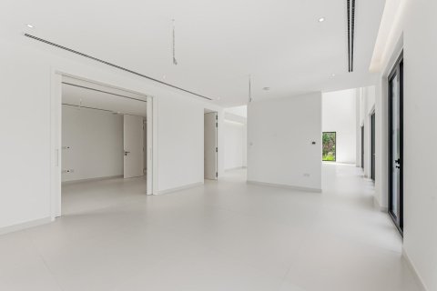 Villa in Jumeirah Islands, Dubai 4 bedrooms, 602.94 sq.m. № 142082 - photo 11